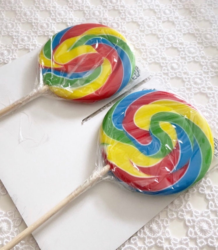 Rainbow Swirl Lollipop - Cake Topper - Cake Decor - Rainbow Gifts - Cake Toppers - Swirly Lollipop - Twist Lollipop - Cake Decoration -Lolly