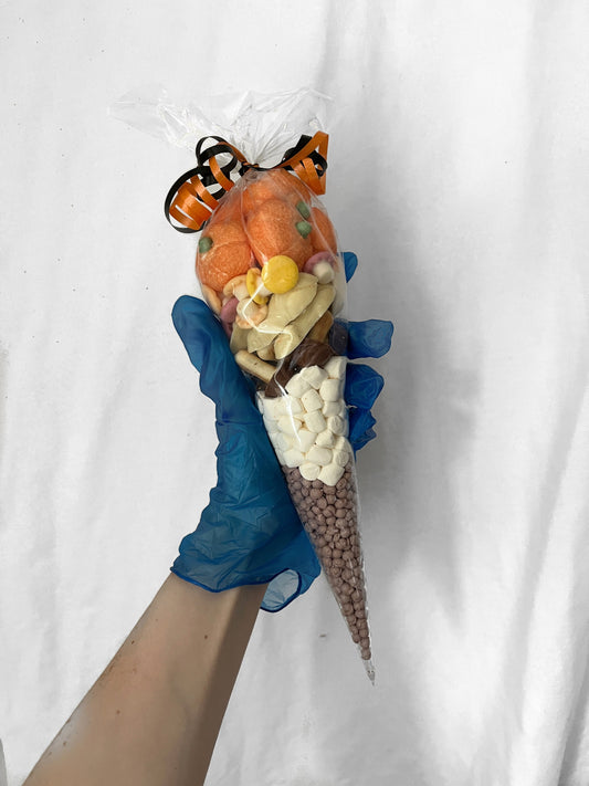 Witch Wizard Sweet Cones - Sweet cones - Pumpkin Sweet Cones - Spooky Sweets - Witchy Sweets - Autumnal Sweet Cones - Pumpkin Sweets