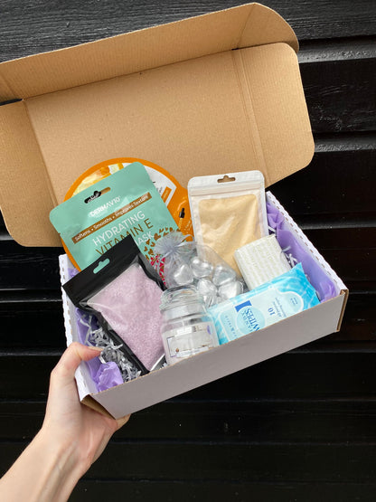 New Mother Gift Box - Self Care Treat Box - New House Treat - New Mum Spa Kit - New Dad Gifts - Self Care Bath Salts - Mini Spa Kit