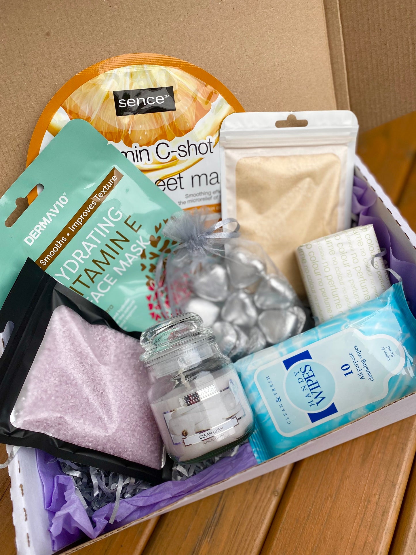 New Mother Gift Box - Self Care Treat Box - New House Treat - New Mum Spa Kit - New Dad Gifts - Self Care Bath Salts - Mini Spa Kit