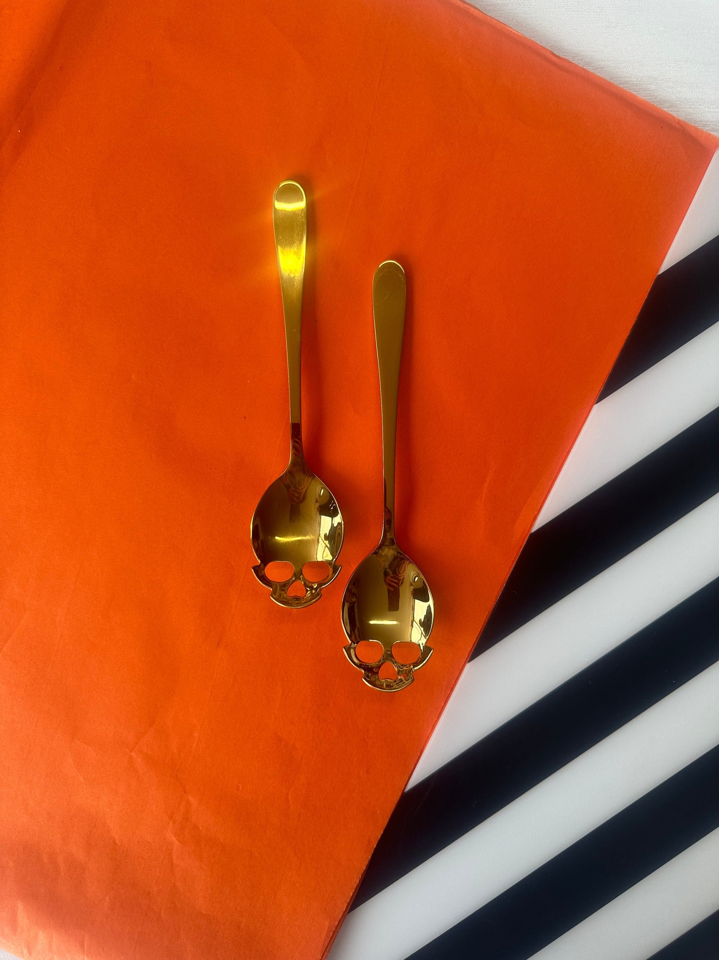 Skull Spoons - Novelty Spoons - Black Spoons - Decorative Spoons - Gold Spoons - Decorative Skull Spoons - Gifting Spoons - Gothic Spoons