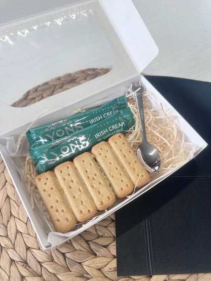 Biscuit Treat Box - Dad Treats - Mum Gifts - Gifts for All - Coffee & Biscuit Box - Treat Box - Biscuit Treats - Housewarming Gift - Biscuit